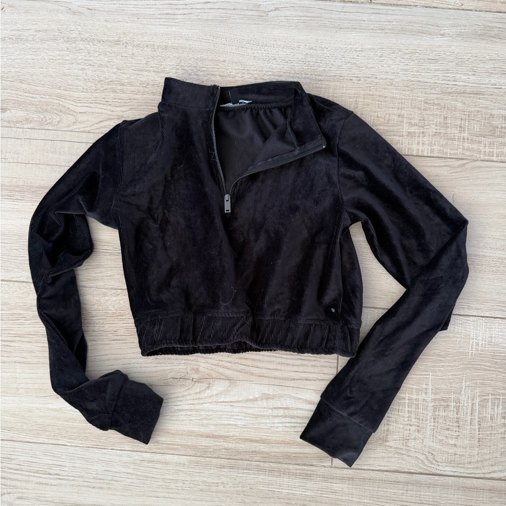 Fashion Nova Black Velvet cropped quarter zip